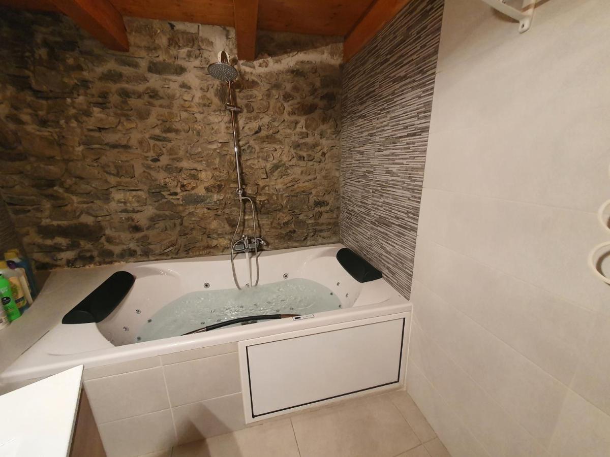 Casa Garrabet Apartment Durro ภายนอก รูปภาพ